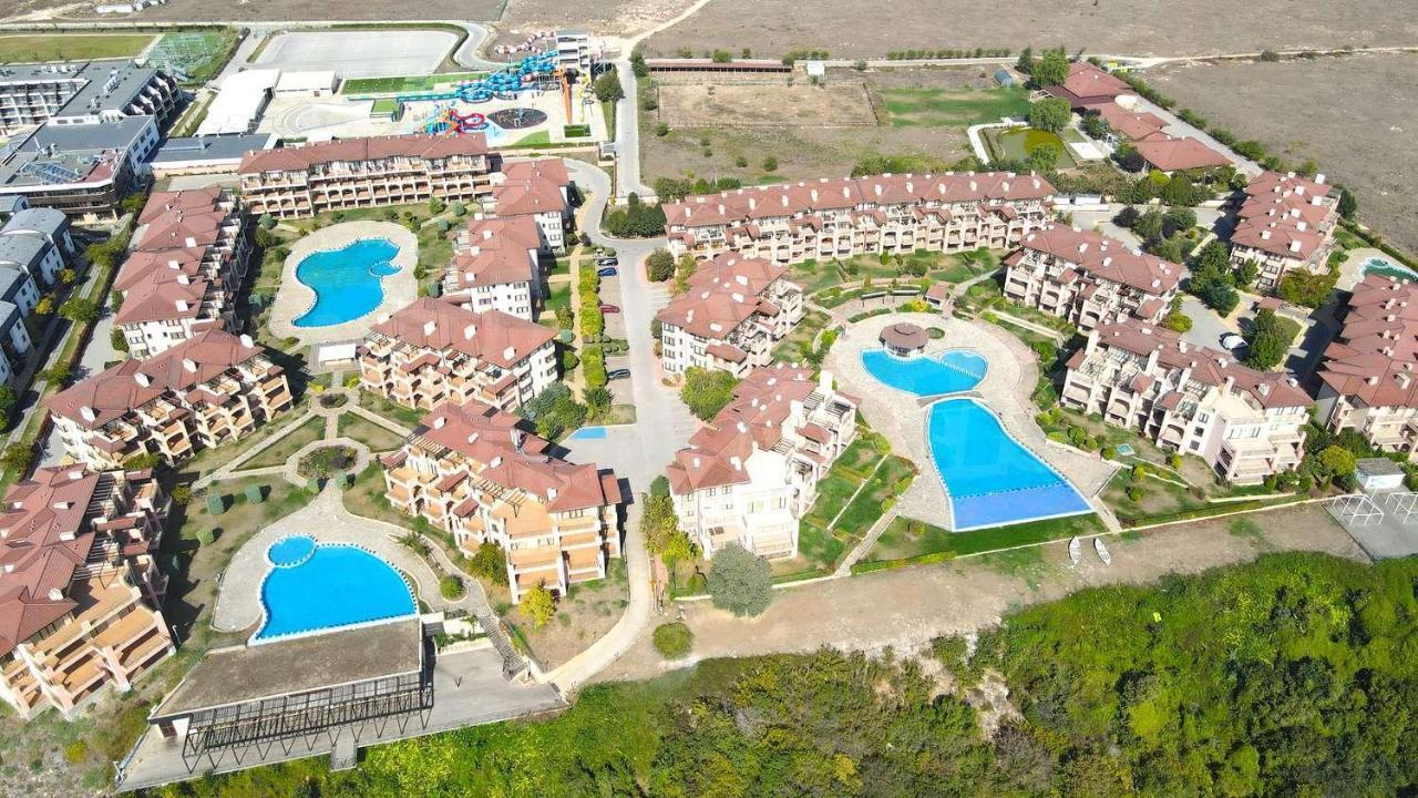 Sea View & Infinity Pool Apartments In Kaliakria Resort バルチク エクステリア 写真